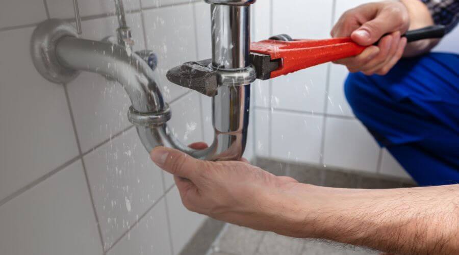Expert burst pipe repair services in Mecca, IN